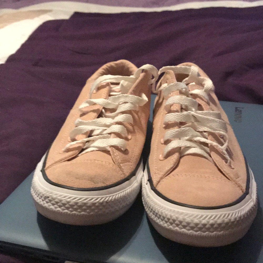 Shoes - Picture 2 of 4